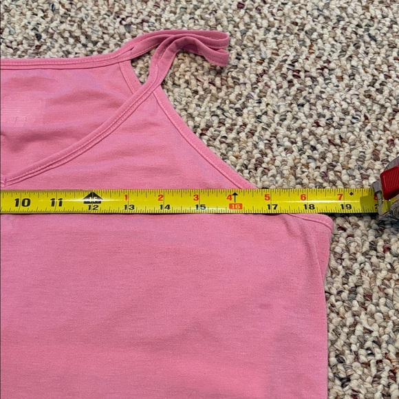 Under Armour Pink Women's Tank Top. Large - Picture 4 of 7